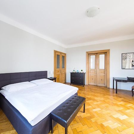 Boheme Apartment Prague Three Екстер'єр фото
