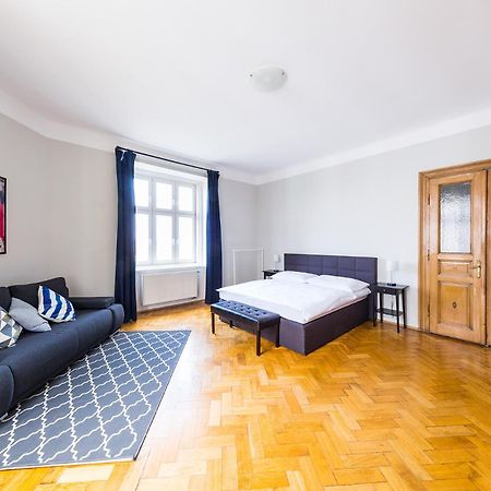 Boheme Apartment Prague Three Екстер'єр фото